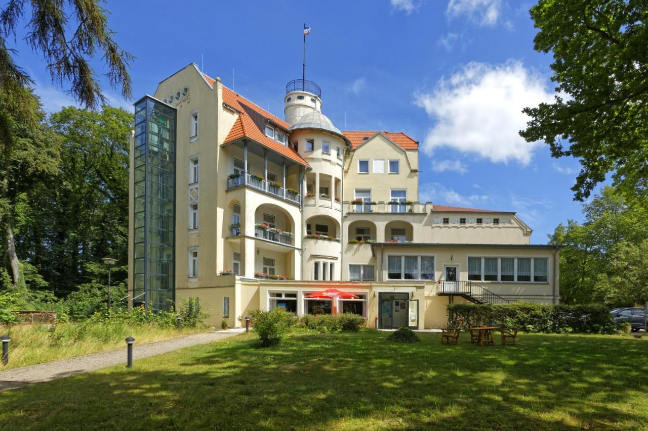 Waldschloss Parow Koserow Bagian luar foto